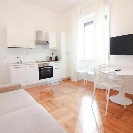 Duomo Charme Apartment Milan Exterior photo